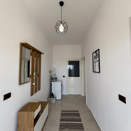 176 Vila Baks-Rrjoll