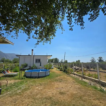 176 Villa Baks-Rrjoll