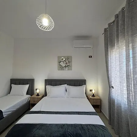 176 Vila Baks-Rrjoll
